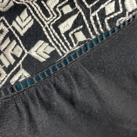 Lucky Brand Embroidered Shirt black sleeveless size XS - Picture 3 of 6